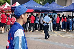 浙江队官博晒金浩翔受伤照，球员调侃自己又帅了一点